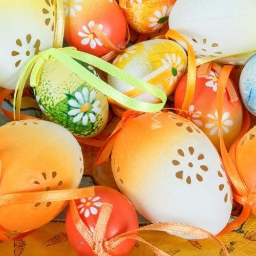 easter-eggs-in-basket[1]